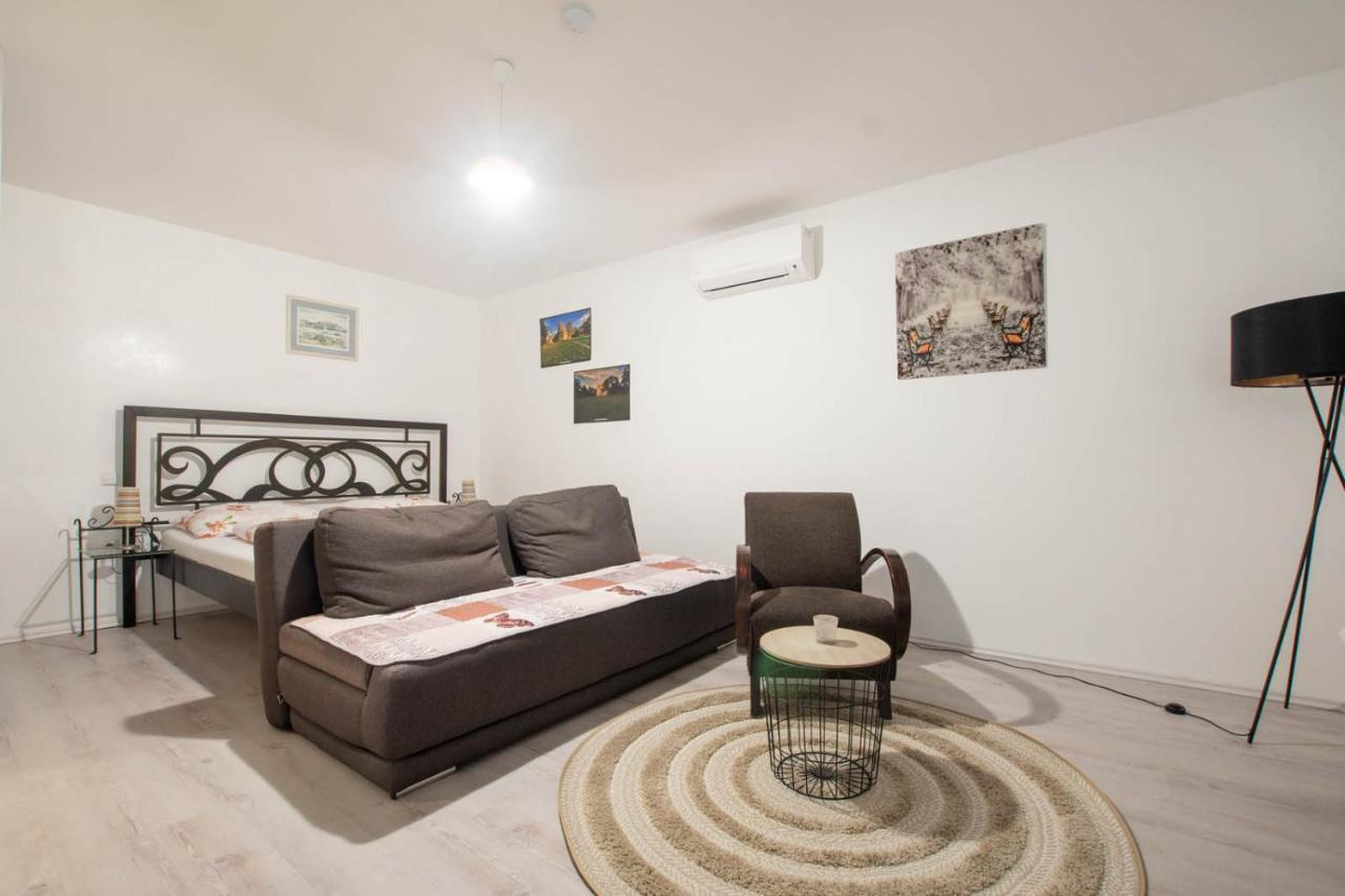 Apartmany Uprostred Zelene Lednice Exteriér fotografie